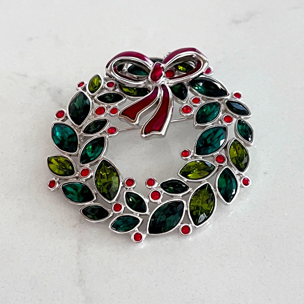 Swarovski Crystal Christmas wreath pin